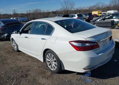 2016 Honda Accord Sport z USA, uszkodzony, nr VIN 1HGCR2F54GA157781